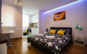 Manirosi 2 Apartman